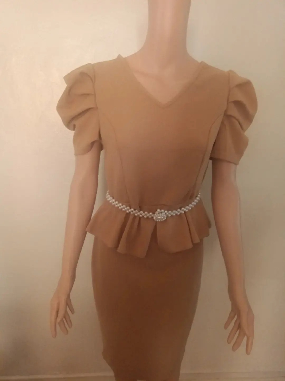 Elegant Tan Peplum Pencil Skirt - Brand Unknown